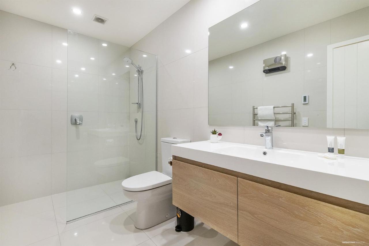 Ferienwohnung Executive Living In Bluewater Queenstown Exterior foto